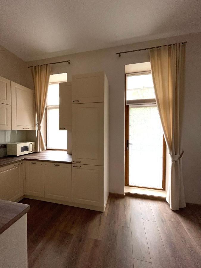 Pride Apartment Lviv Kültér fotó